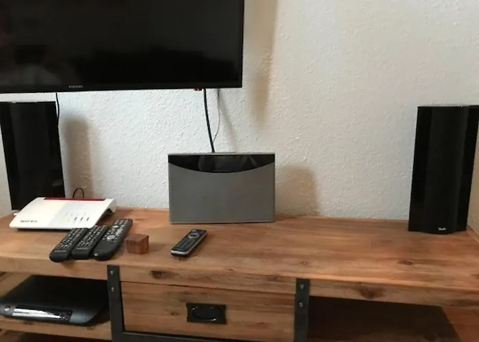 Kaiserzeit Im Himmelbett - Nest Am Karl-heine-kanal Im Kuenstlerviertel Appartamento Lipsia